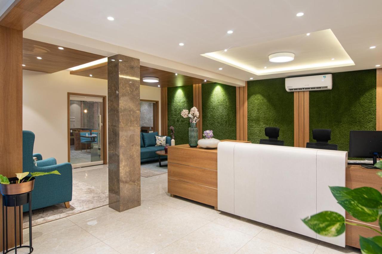 Time Square Boutique Hotel & Spa Alappuzha Kültér fotó