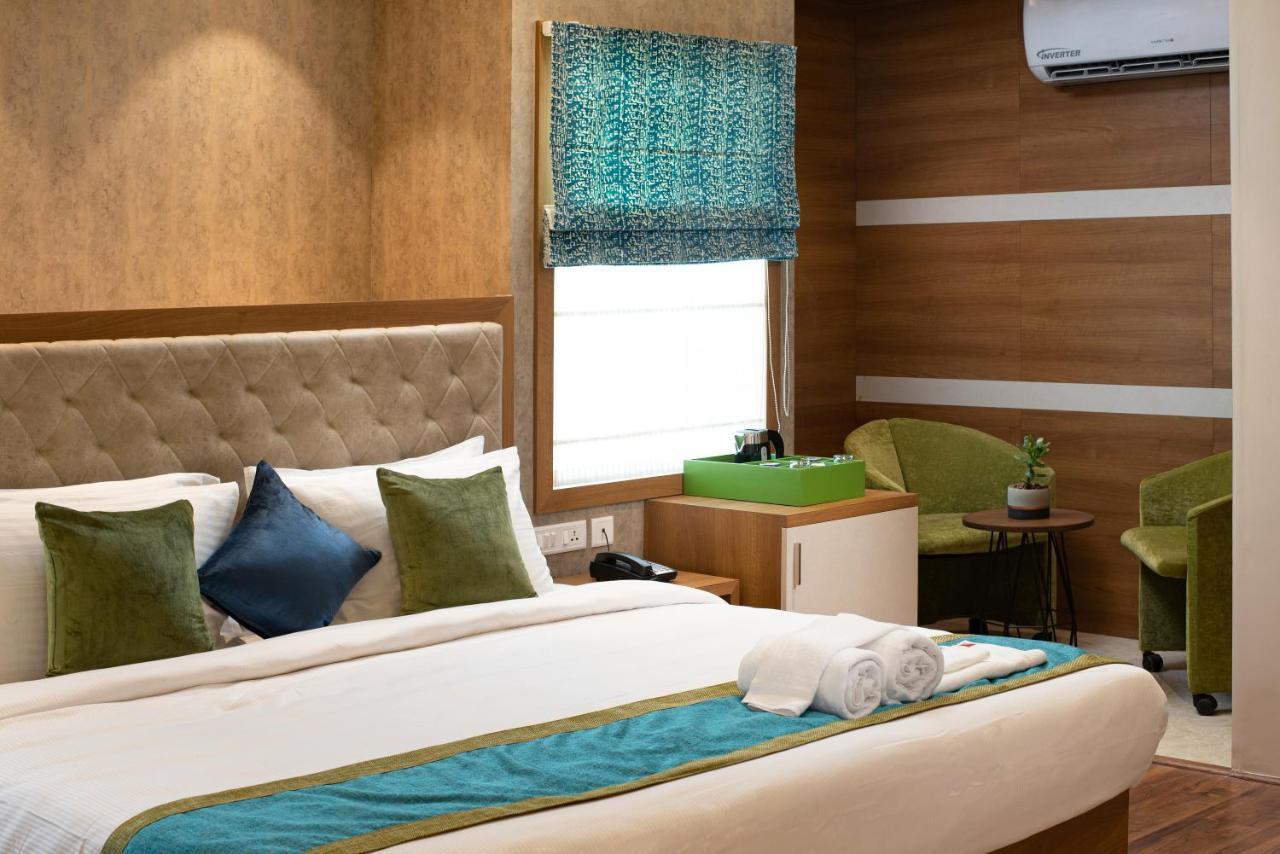 Time Square Boutique Hotel & Spa Alappuzha Kültér fotó
