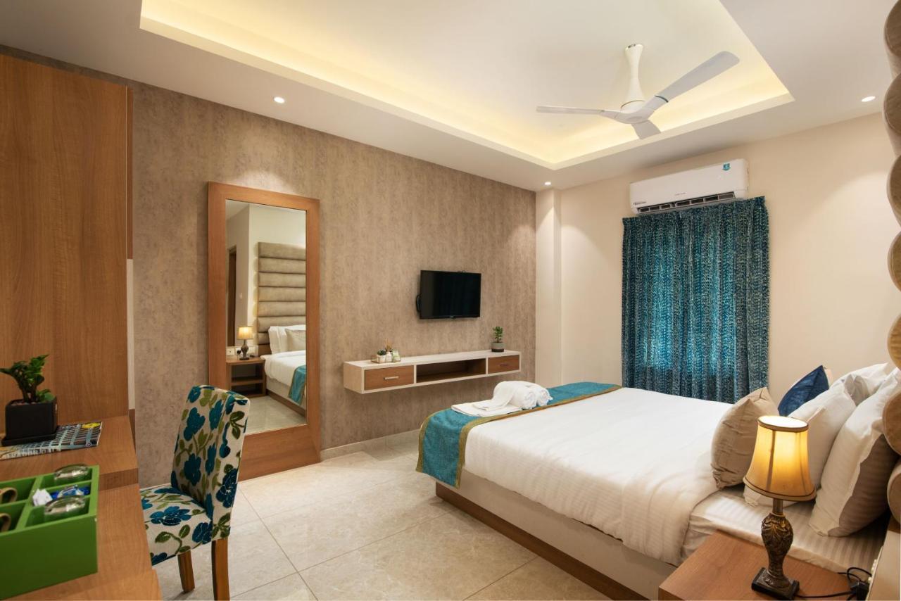 Time Square Boutique Hotel & Spa Alappuzha Kültér fotó